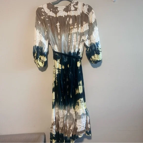 Young, Fabulous, & Broke Wrap Dress. Size XS but will fit a Small too! - Picture 4 of 5